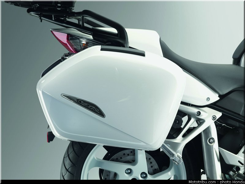 honda_800_vfr_2009_049