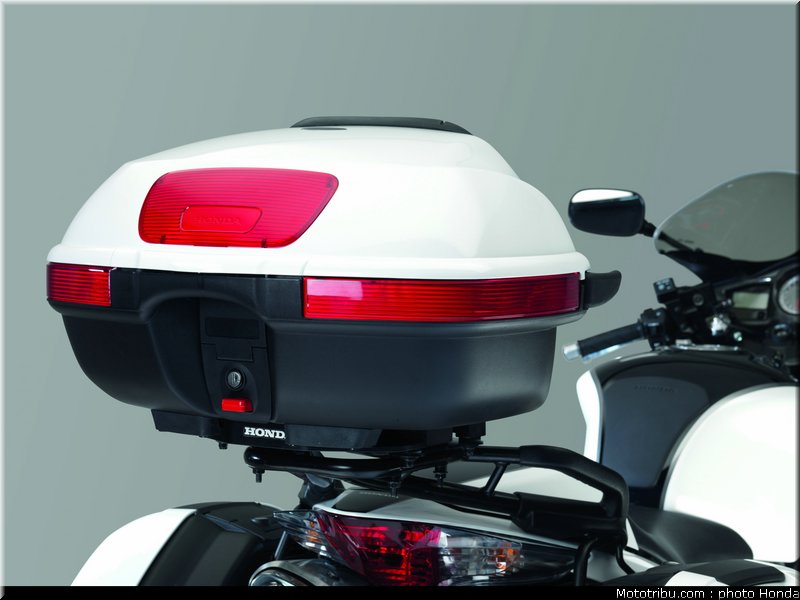 honda_800_vfr_2009_057