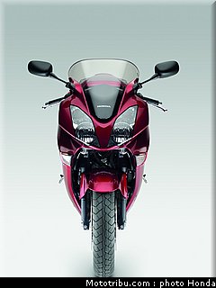 honda_800_vfr_2009_029.jpg