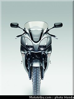 honda_800_vfr_2009_030.jpg