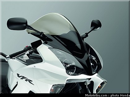 honda_800_vfr_2009_041.jpg