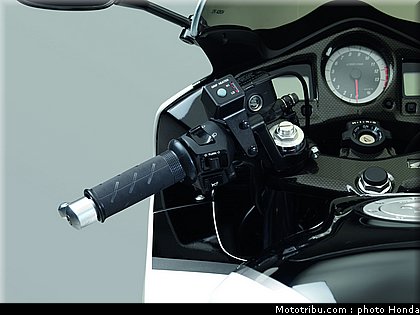 honda_800_vfr_2009_043.jpg