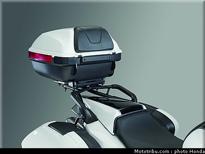 honda_800_vfr_2009_050.jpg
