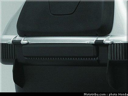 honda_800_vfr_2009_060.jpg
