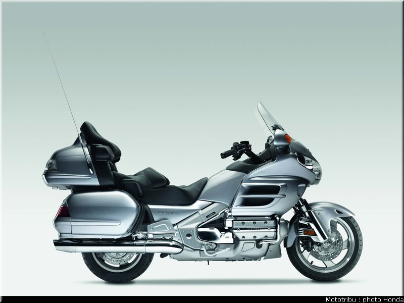 honda_goldwing_2009_015