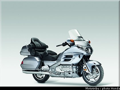 honda_goldwing_2009_011.jpg