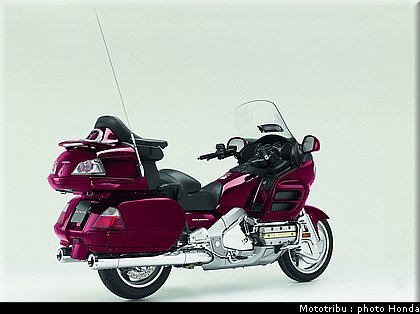honda_goldwing_2009_019.jpg