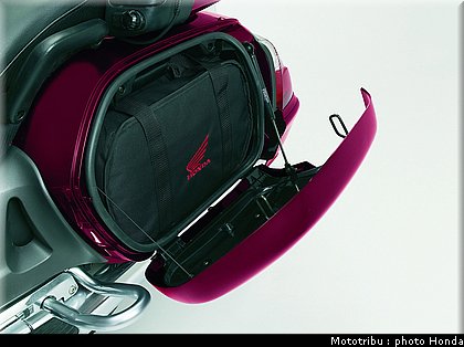 honda_goldwing_2009_031.jpg