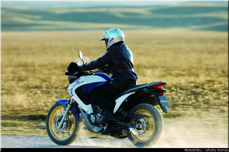 honda_transalp2009_0004