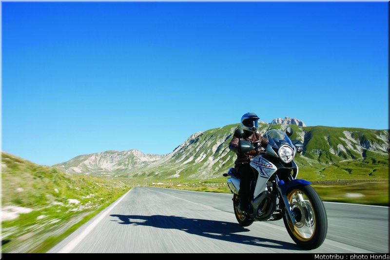 honda_transalp2009_0007