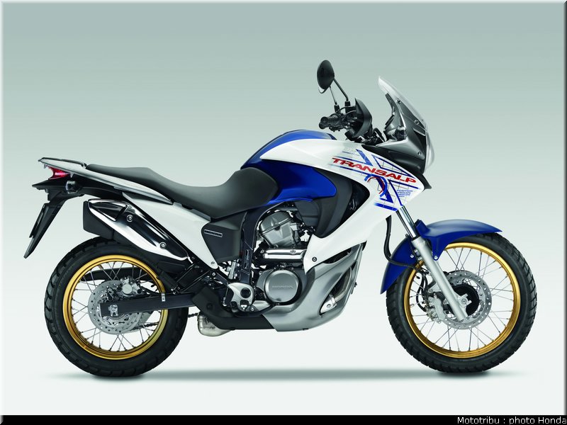 honda_transalp2009_0040