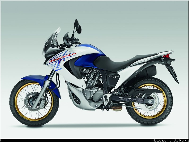 honda_transalp2009_0041