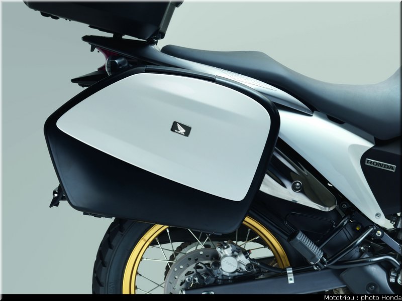honda_transalp2009_0080