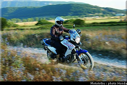 honda_transalp2009_0001.jpg