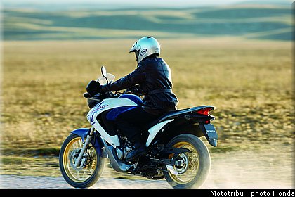 honda_transalp2009_0004.jpg