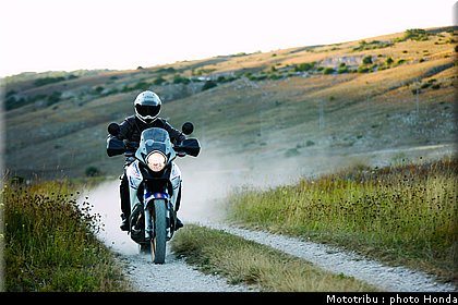honda_transalp2009_0005.jpg