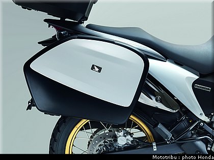 honda_transalp2009_0080.jpg
