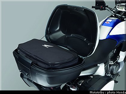 honda_transalp2009_0082.jpg