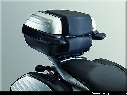 honda_transalp2009_0100.jpg