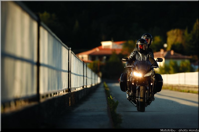 honda_1000_cbf_2010_0001