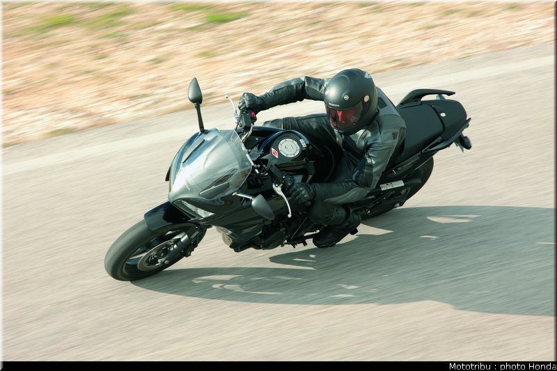 honda_1000_cbf_2010_0005