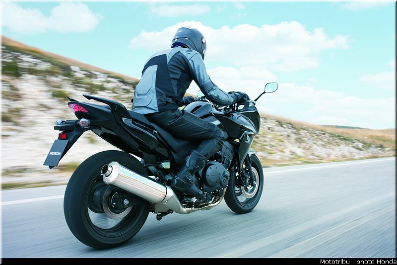 honda_1000_cbf_2010_0007