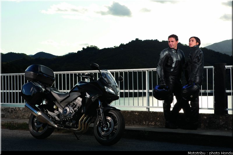 honda_1000_cbf_2010_0015