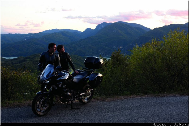 honda_1000_cbf_2010_0016