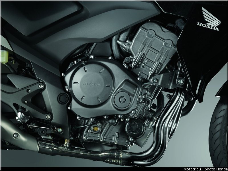 honda_1000_cbf_2010_0049