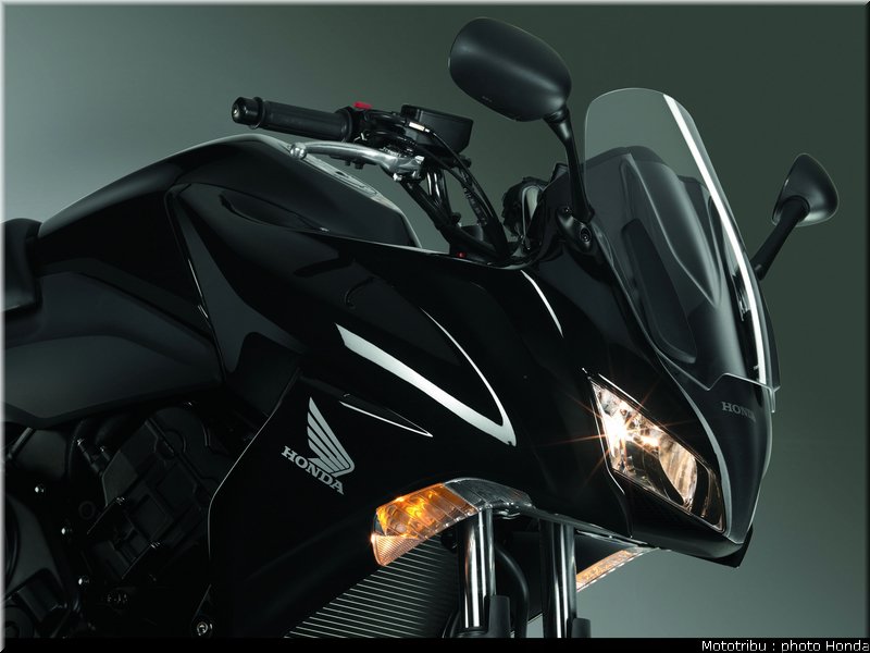 honda_1000_cbf_2010_0052