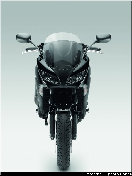 honda_1000_cbf_2010_0074