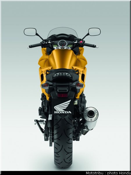 honda_1000_cbf_2010_0082