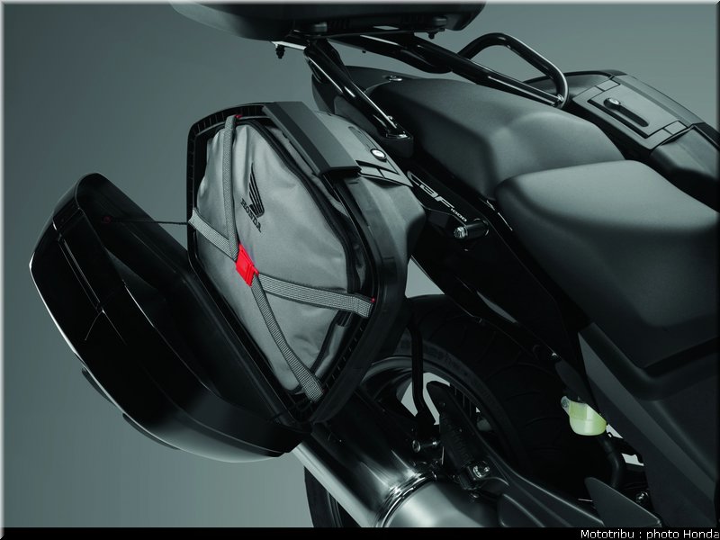 honda_1000_cbf_2010_0097