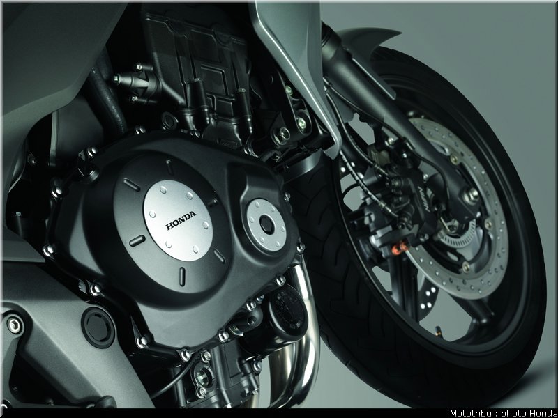 honda_1000_cbf_2010_0106