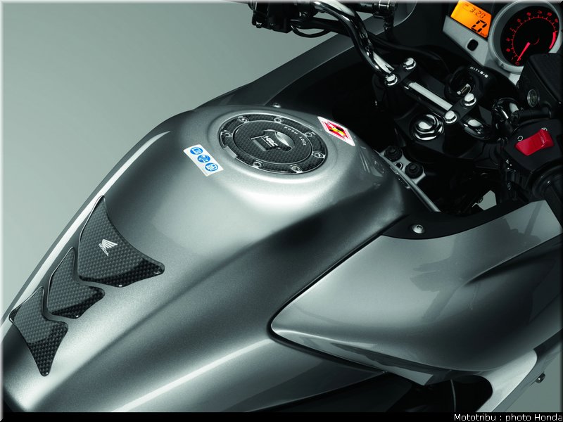 honda_1000_cbf_2010_0112