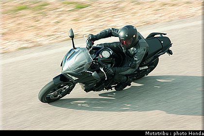 honda_1000_cbf_2010_0005.jpg