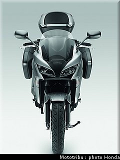 honda_1000_cbf_2010_0045.jpg
