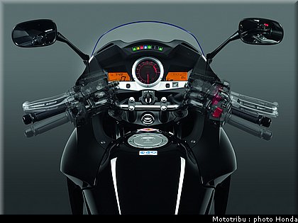 honda_1000_cbf_2010_0056.jpg
