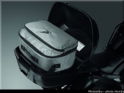 honda_1000_cbf_2010_0101.jpg