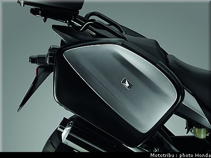 honda_1000_cbf_2010_0103.jpg