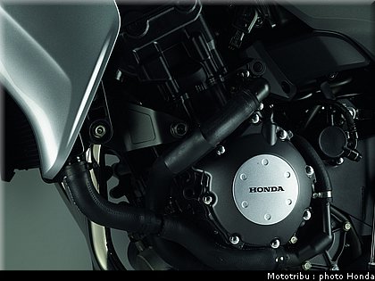 honda_1000_cbf_2010_0104.jpg