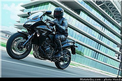 tnhonda_1000_cbf_2010_0008.jpg
