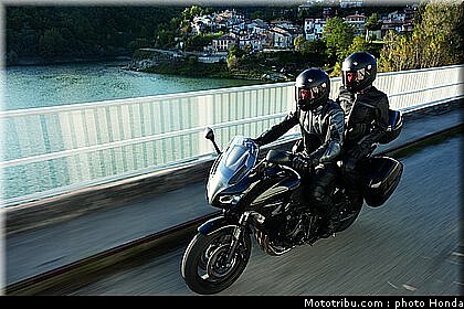 tnhonda_1000_cbf_2010_0013.jpg