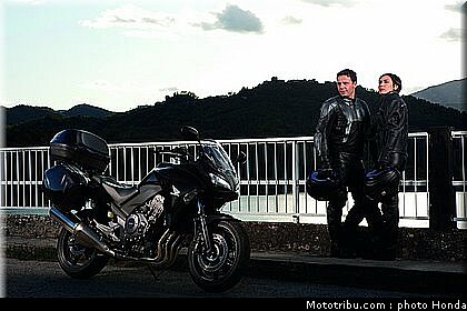 tnhonda_1000_cbf_2010_0015.jpg