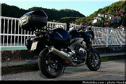 tnhonda_1000_cbf_2010_0019.jpg