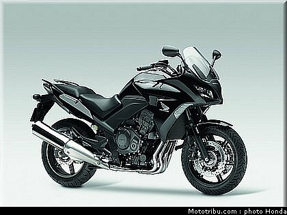 tnhonda_1000_cbf_2010_0021.jpg