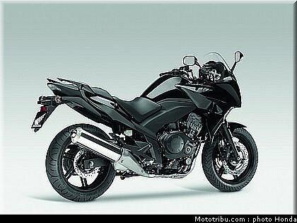 tnhonda_1000_cbf_2010_0022.jpg