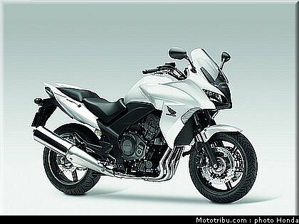 tnhonda_1000_cbf_2010_0024.jpg