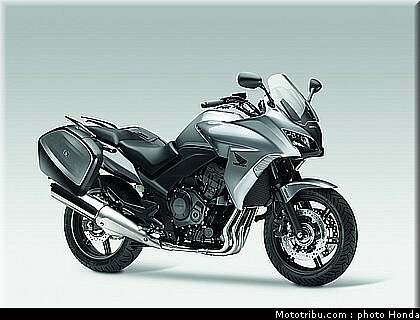 tnhonda_1000_cbf_2010_0028.jpg