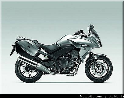 tnhonda_1000_cbf_2010_0029.jpg